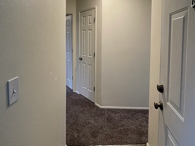 Wingsong Manor — Photo 20