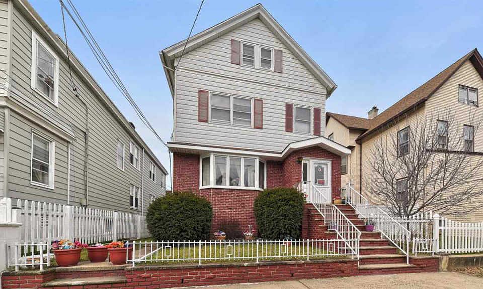 81 Trask Ave Bayonne NJ 07002 Zillow