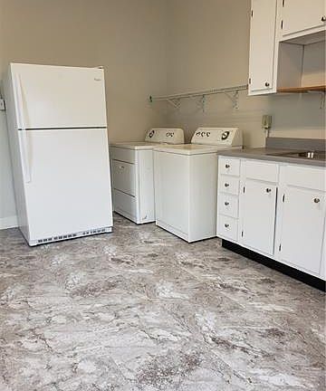 4th image of 7425 Pitt St