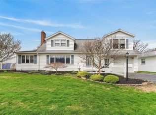 131 Shadowbrook Dr, Rochester, NY 14616