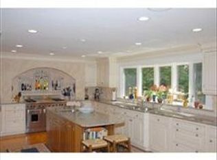 59 Maugus Ave, Wellesley, MA 02481