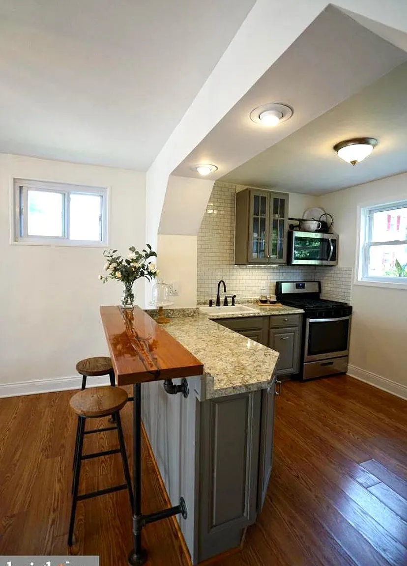 6371 Magnolia St — Photo 2