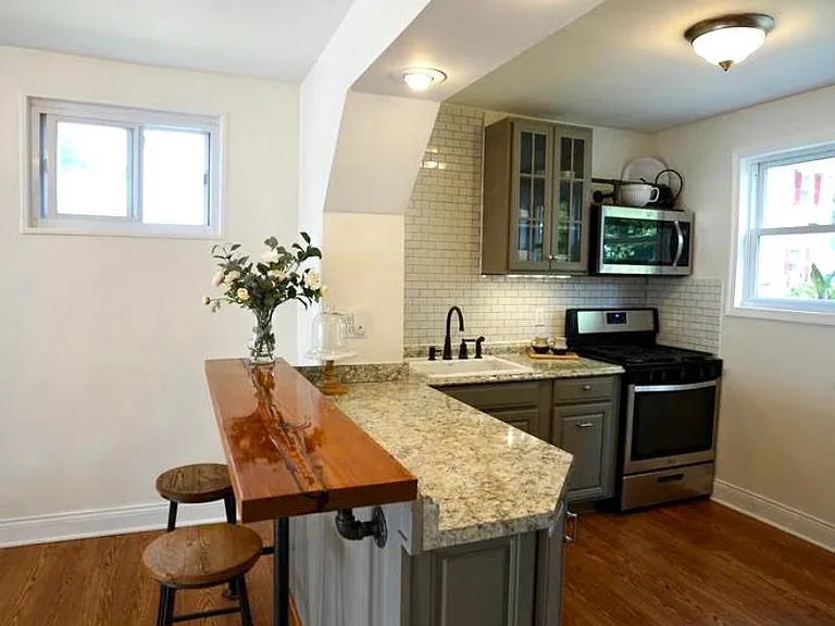6371 Magnolia St — Photo 2