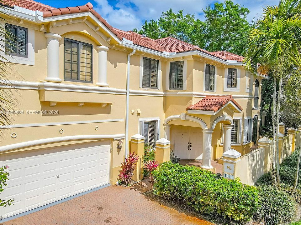1st image of 1611 Passion Vine Cir #12-2