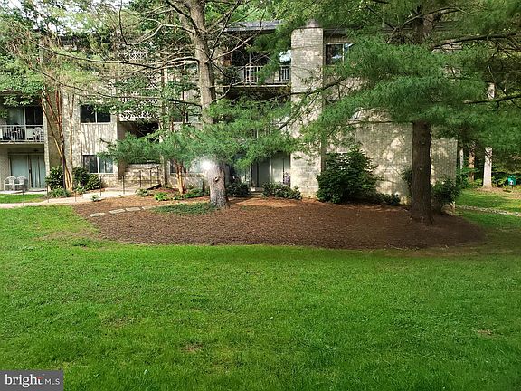 3rd image of 12309 Braxfield Ct #443