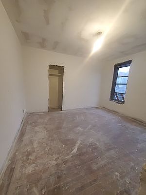 2nd image of 300 Sullivan Pl APT D8