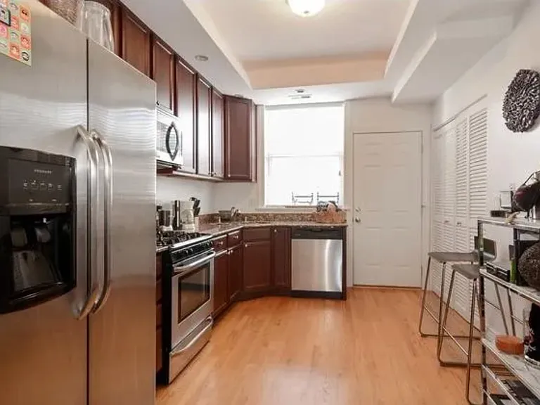 7029 N Greenview Ave #3N — Photo 9