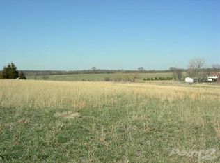 22705 W 199th St, Spring Hill, KS 66083