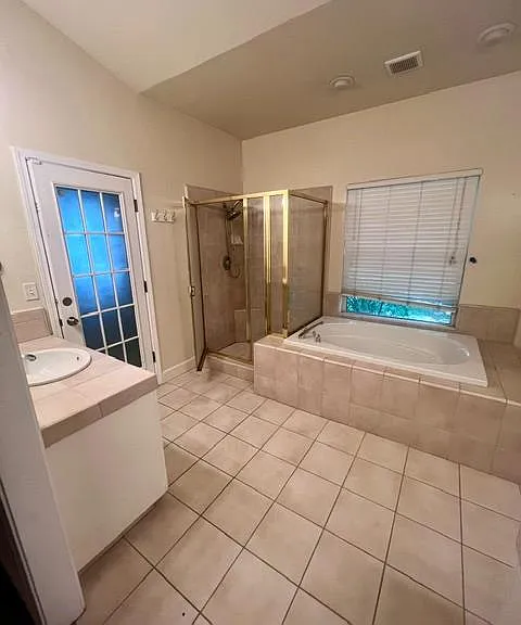 1877 E Turnberry Ave — Photo 42