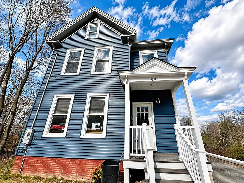 88 Western Ave #2