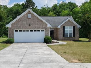 214 Brookstone Dr, Calhoun, GA 30701