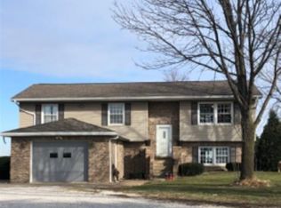 795 County Road 349, Taylor, MO 63471