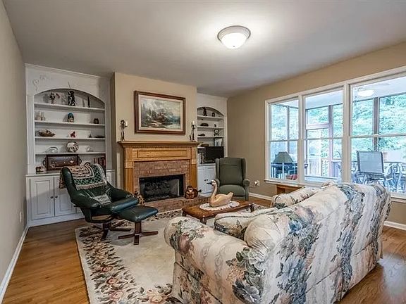 5th image of 3070 Greens Creek Ln