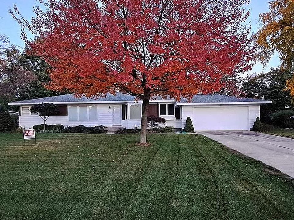 7438 Glendora Ave, Jenison, MI 49428 Zillow