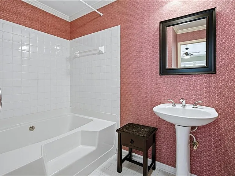 210 Masters View Ct — Photo 42