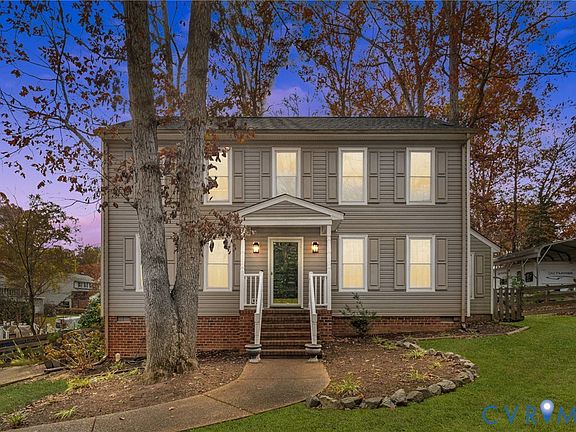 2nd image of 9617 Della Dr
