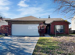 13850 Bruddy Dr, Fishers, IN 46038