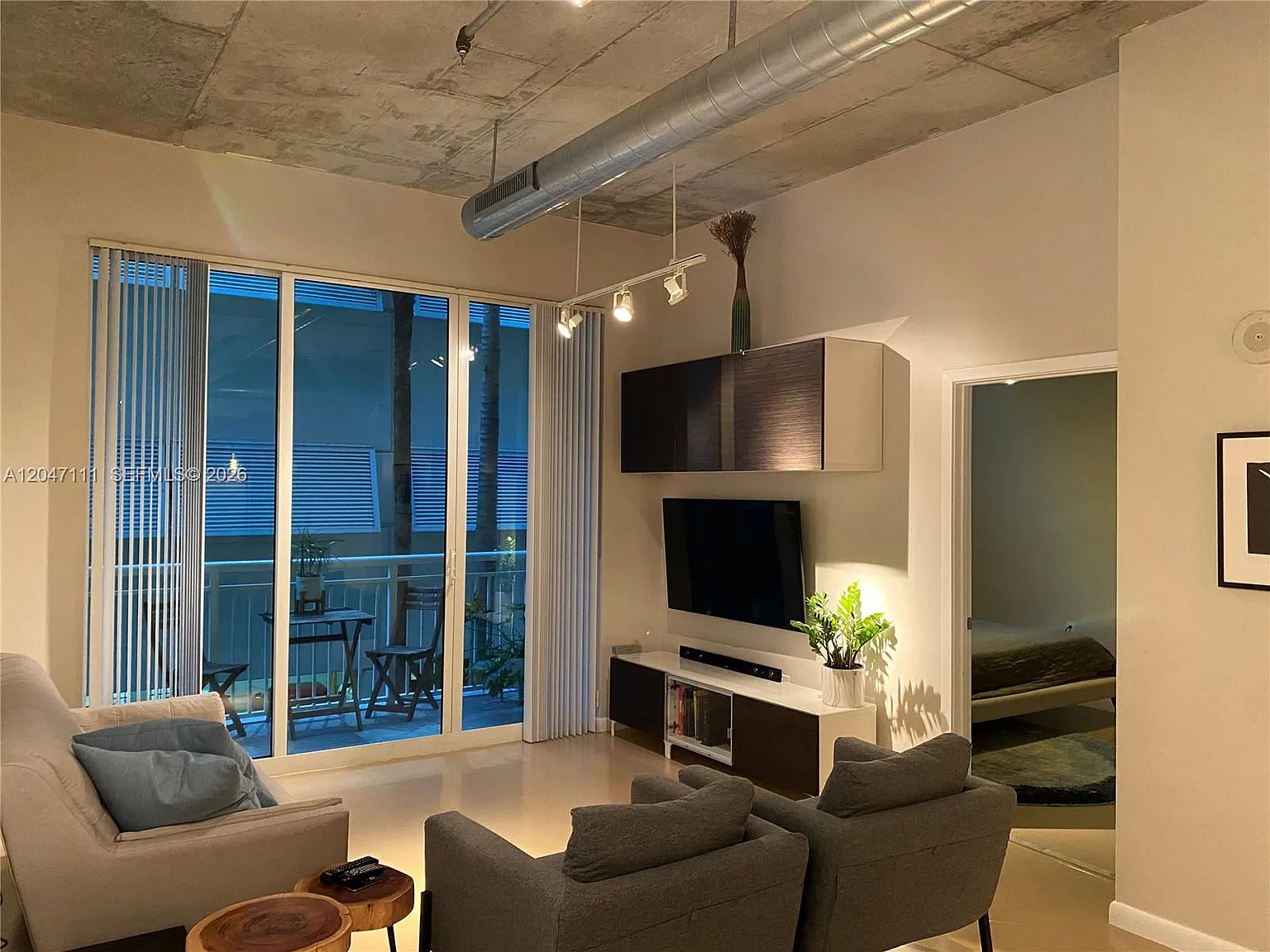 Cite Condo — Photo 3