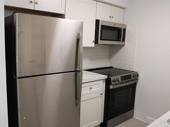 5th image of 4463 Rustic Dr #D