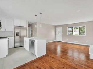 177 Mohawk Ave, Deer Park, NY 11729
