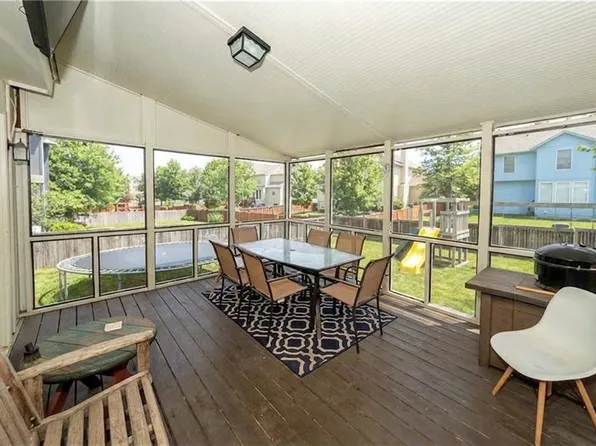 15160 W 153rd Ter, Olathe, KS 66062