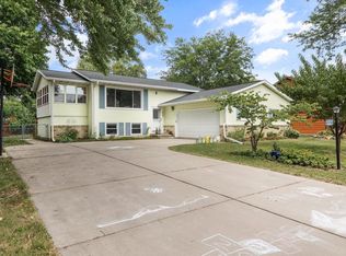 455 E Richards Rd, Oregon, WI 53575