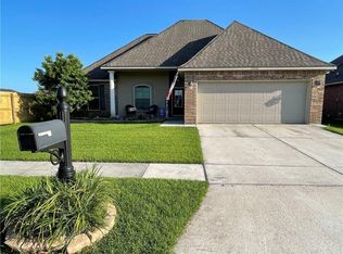 2528 Allyson Ln, Marrero, LA 70072