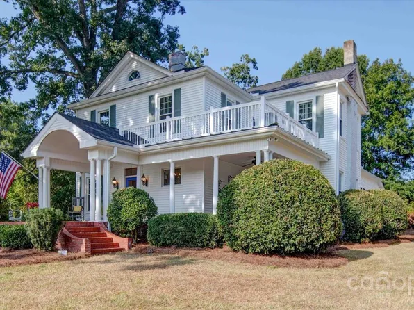 401 S White St, Marshville, NC 28103