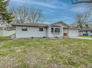 5911 Badger St, Mc Farland, WI 53558