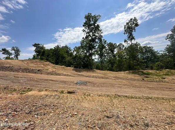 106 Sommet Rdg E, Tazewell, TN 37879