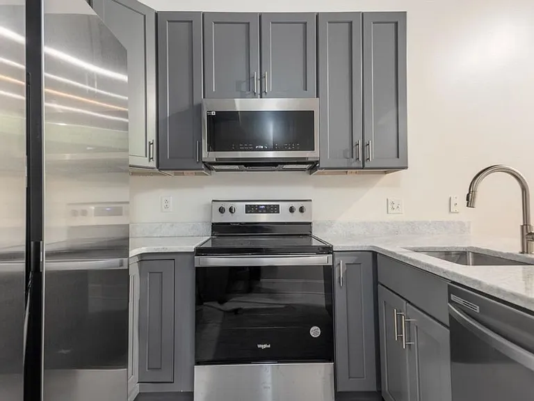 95 S Main St #101 — Photo 4