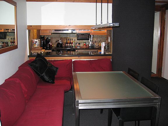 3rd image of 260 W 22nd St APT 6