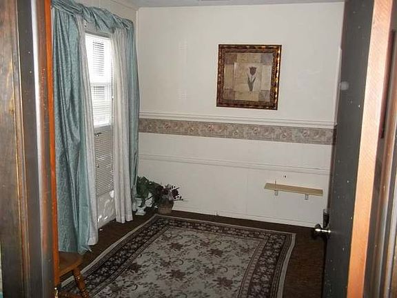 5th image of 1215 E WALL ST