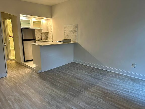 2nd image of 1594 3rd Ave APT 4D