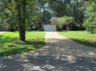 121 Redbud Trl, Brandon, MS 39047