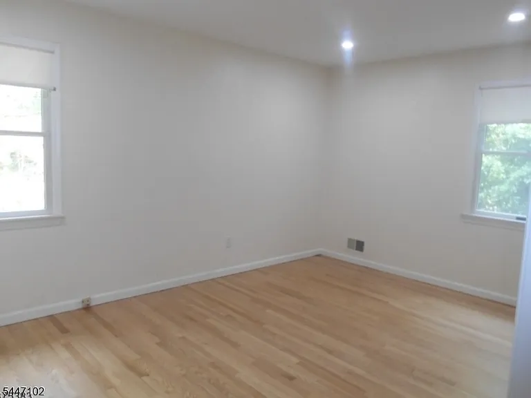 4 Sage Dr — Photo 17
