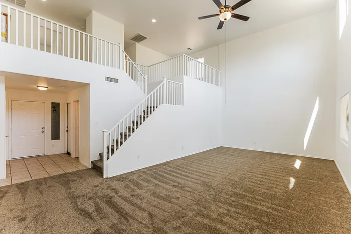 2241 S 85th Dr — Photo 4