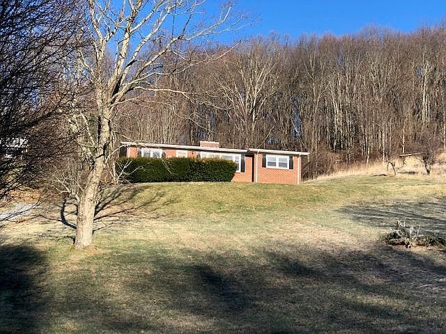 1st image of 46 Hokie Hill Dr
