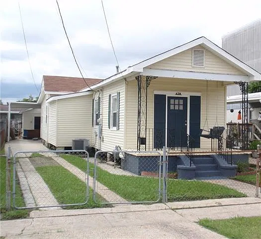 628 2nd Ave