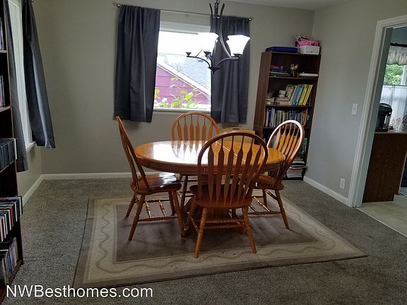 5th image of 214 Avenue H