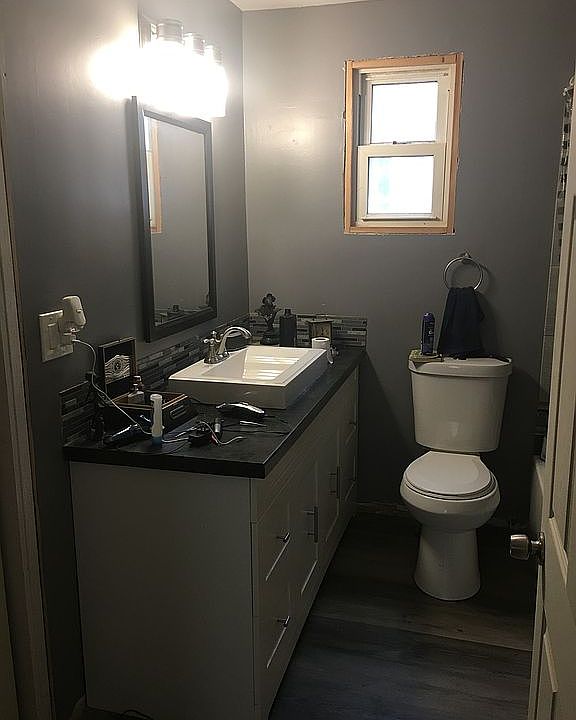 2nd image of 104 E Main St