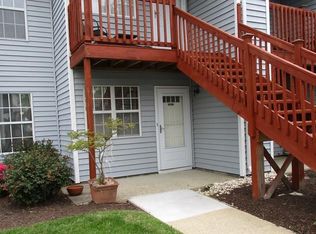 3742 Towne Point Rd, Portsmouth, VA 23703