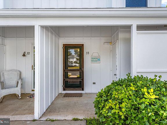 3rd image of 38096 Mockingbird Ln Unit 33
