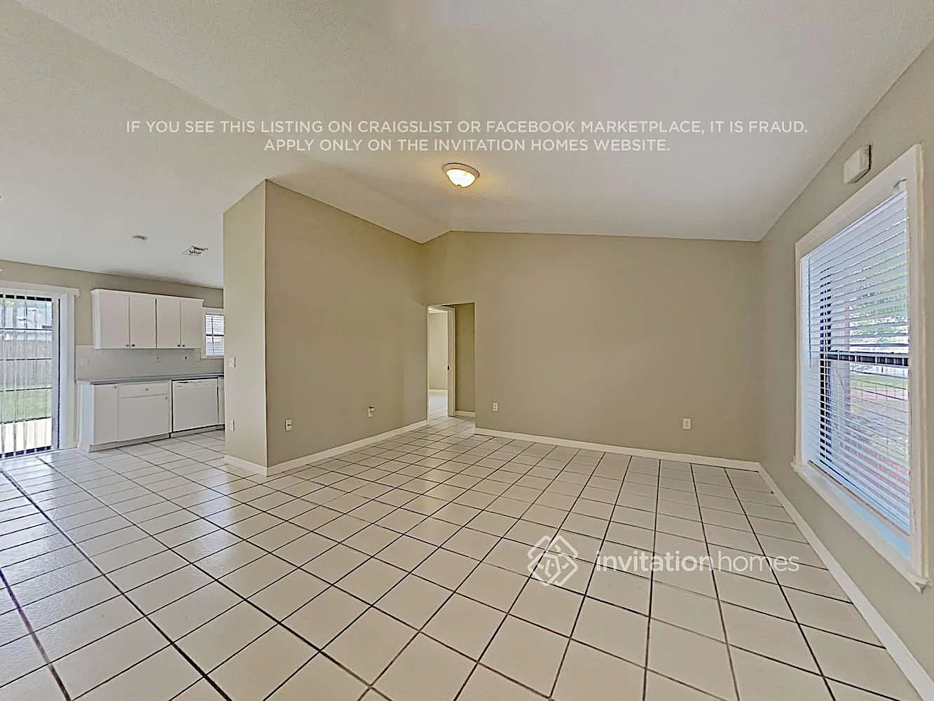 3616 75th Dr E Sarasota, FL 34243 — Photo 4
