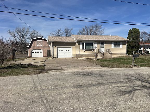 3rd image of 505 N Maple St