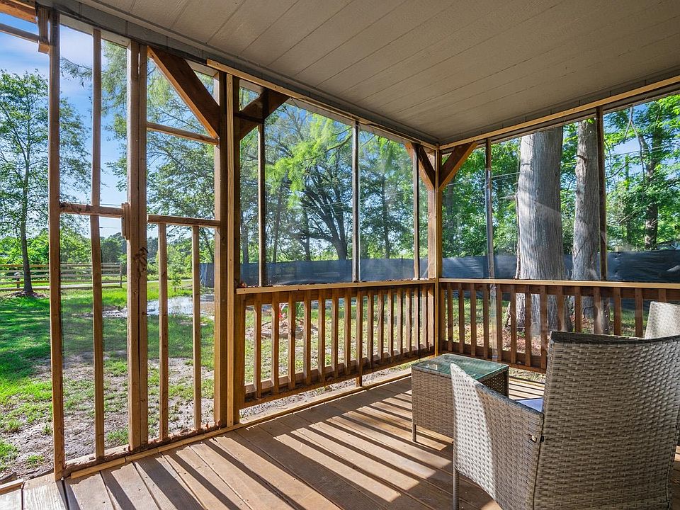 200 N 1st St, Zavalla, TX 75980 MLS 210179 Zillow