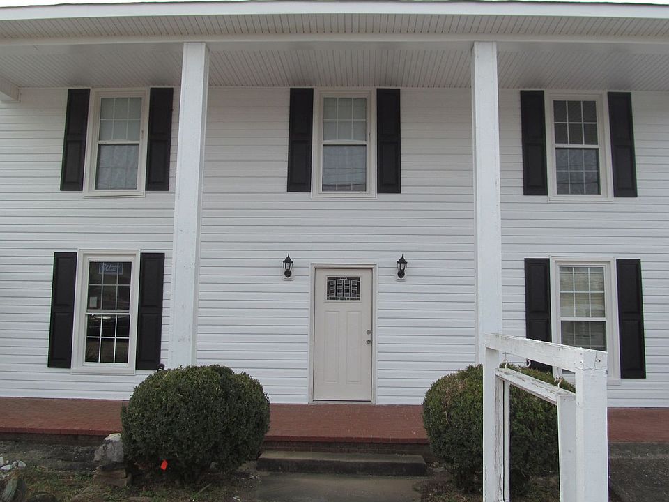 1st image of 125 W Main St #2