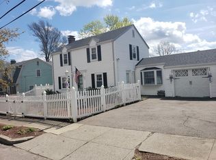 65 Andrews Rd, Quincy, MA 02170