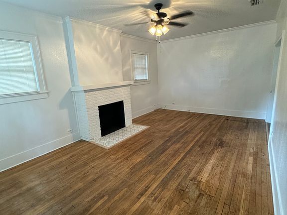 2nd image of 115 W Shaw St