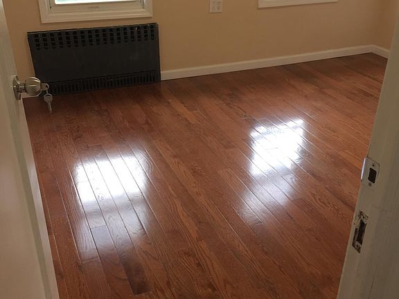 5th image of 8415 165th St Fl 2
